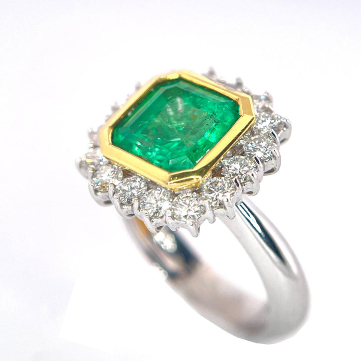 Recarlo Ringing Ring 18kt Emerald and Diamonds