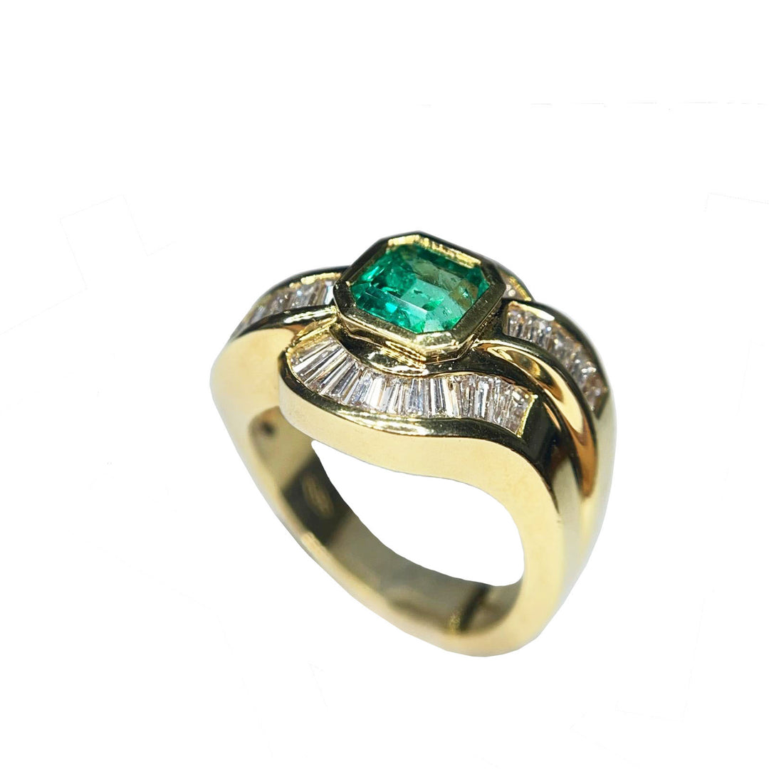 Fáinne Óir Óir Capodaglia 18KT Emerald Diamonds 0074AG