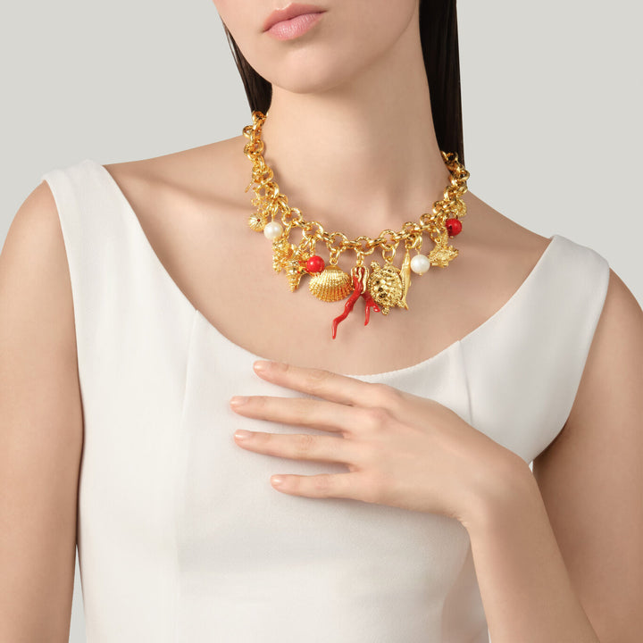 Collier mistral Giovanni Raspini Collier plaqué or 18 carats avec perles naturelles et corail en résine N0073