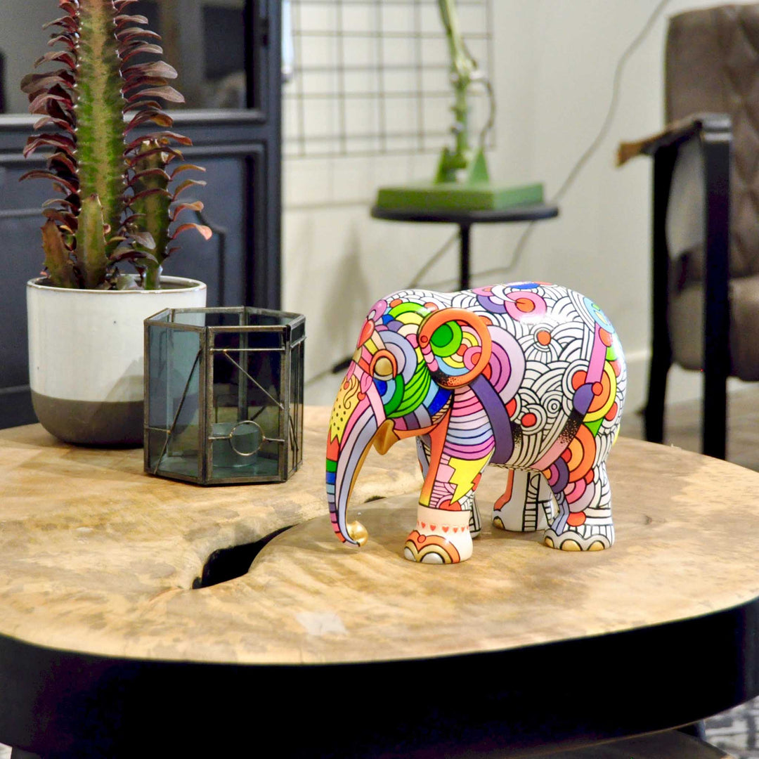 Elephant Parade Elefante Peace, Love and Music 15cm Limited Edition 3000 Pieces