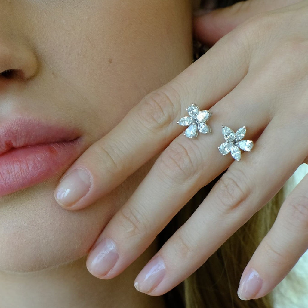 Zydo flower-shaped ring with double element and fancy cut diamonds in yellow gold 55308