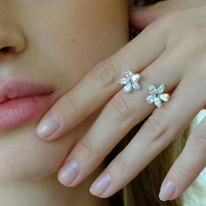 Zydo flower-shaped ring with double element and fancy cut diamonds in rose gold 55384