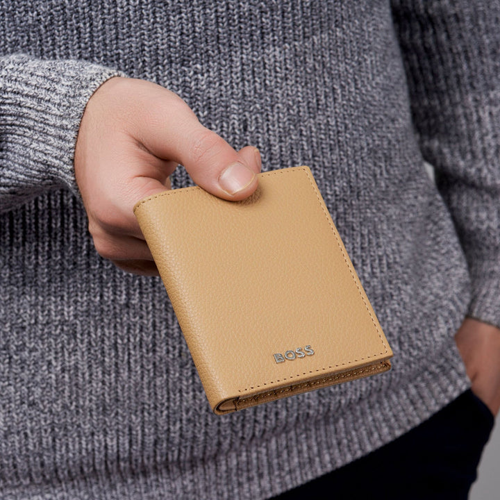 Porta-cartões dobrável Hugo Boss Classic Grained Camel HLE416X