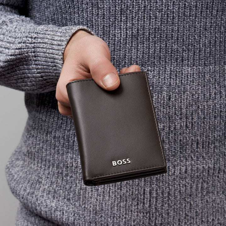 Porta-cartões Hugo Boss com aba e bolso para dinheiro Classic Smooth Brown HLG403Y