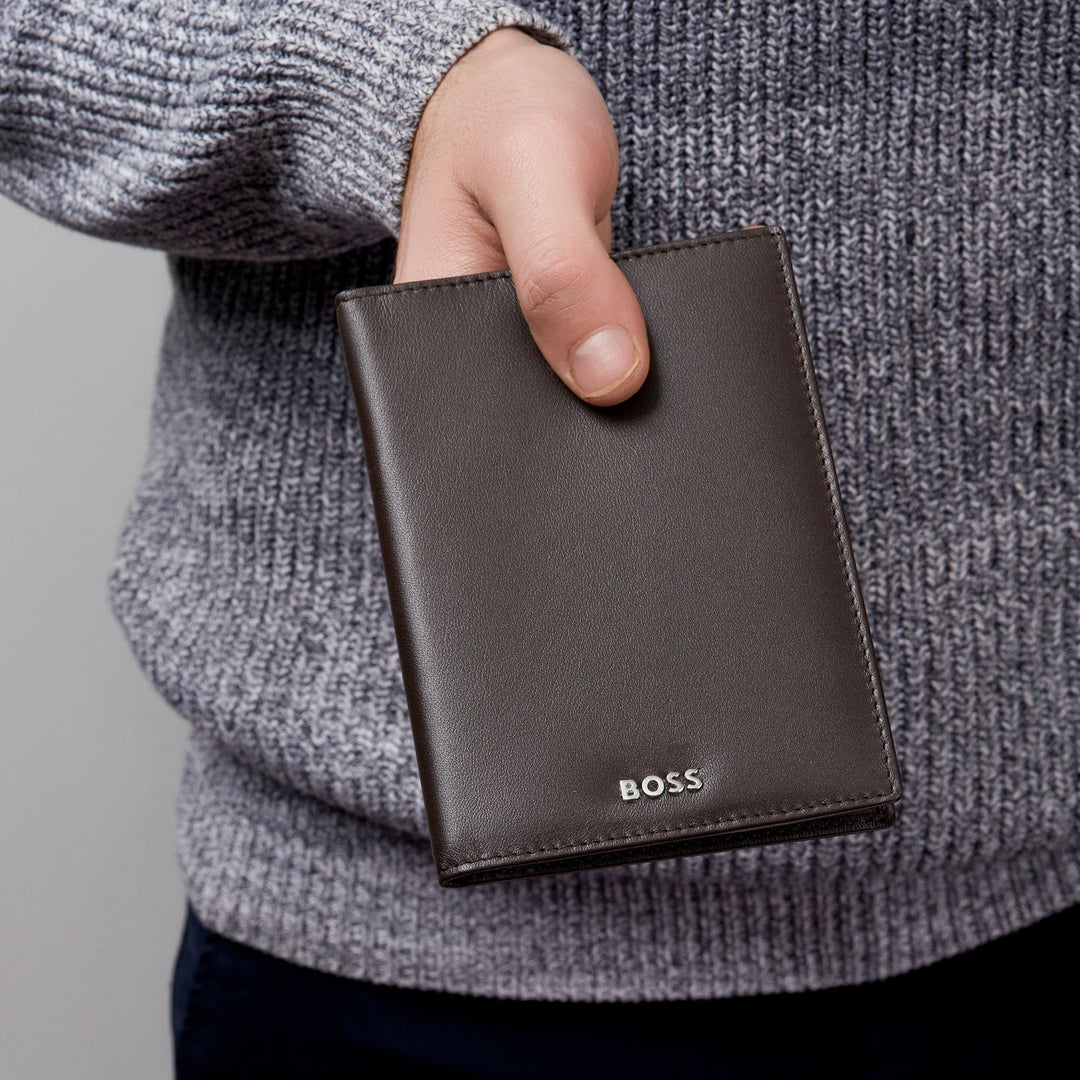 क्लासिक पत्तेदार फ्लैप ब्राउन HLO403Y के साथ ह्यूगो बॉस वर्टिकल वॉलेट