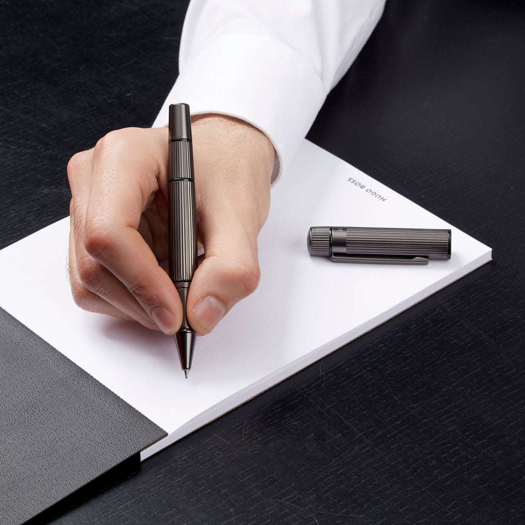 Hugo Boss Core Gun HSF4855D Tükenmez Kalem