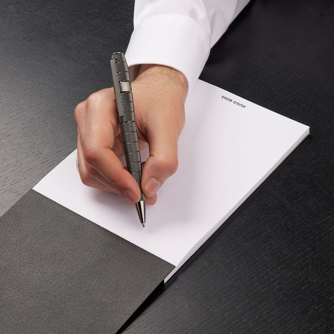 Hugo Boss Quantum Gun tükenmez kalem HSH4984D