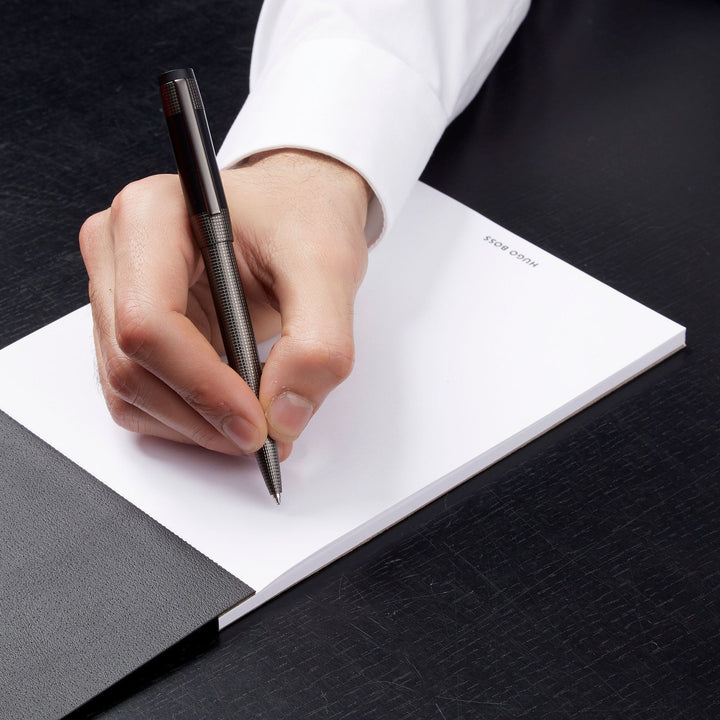 Hugo Boss Rive Gun HST4964D golyóstoll