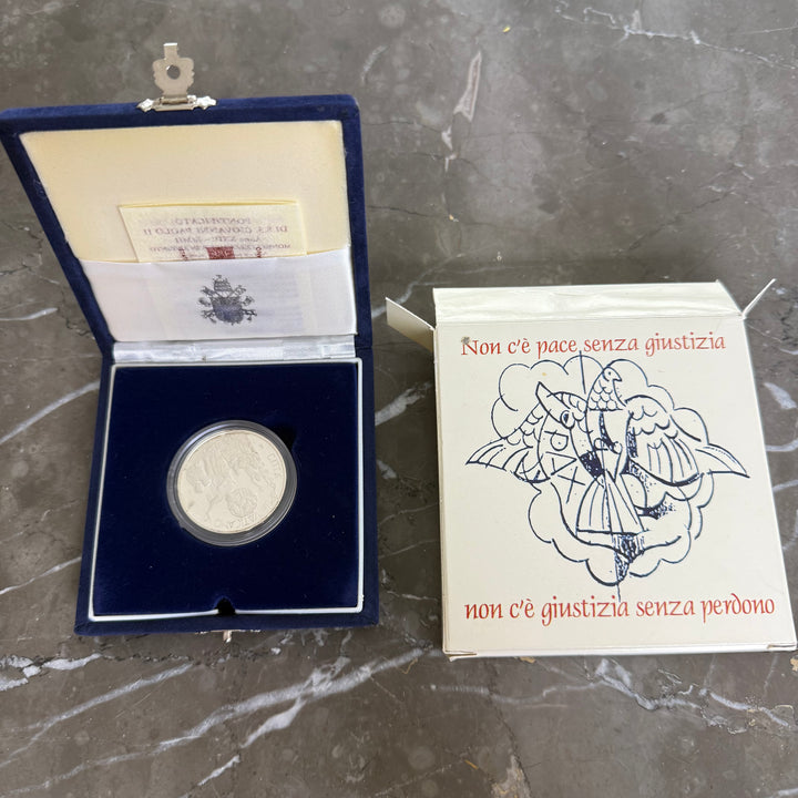 Silver coin 10€ Pontificate of His Holiness John Paul II Year XXIV 2002