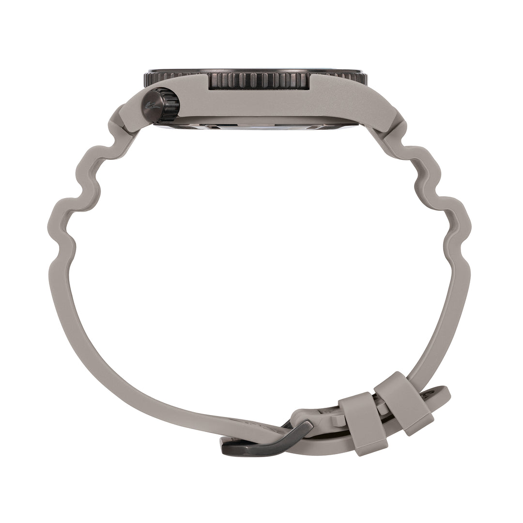 Breil Manta E.C.O. Blend 42mm gri kuvars seramik TW2196 izle