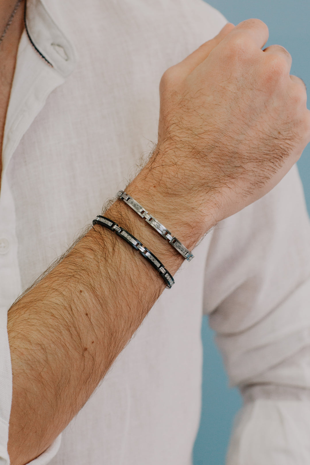 Comete Bracciale texture in Acciaio e PVD nero UBR979