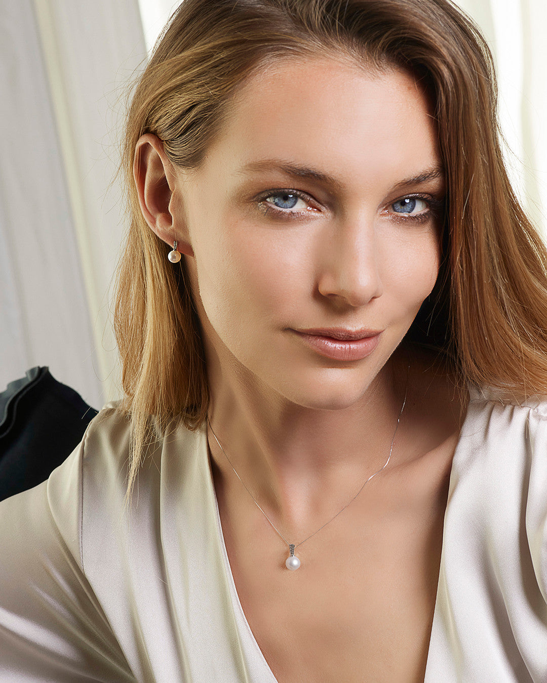 Comete Collana con Perla e Diamanti bianchi GLP622
