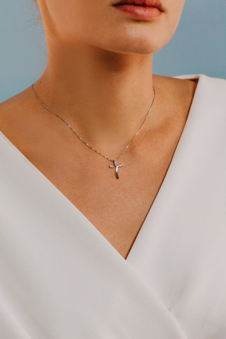 Náhrdelník Comete Gold and Diamond Cross GLB1563