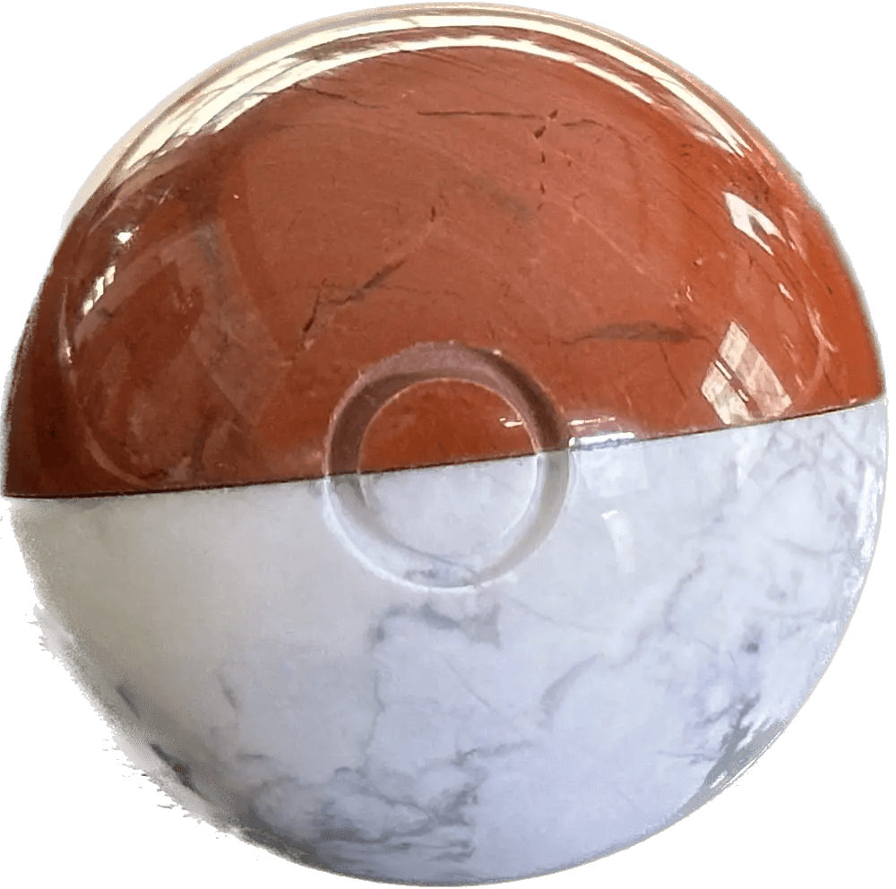 Poké Ball in pietra naturale diaspro rosso e howlite - Capodagli 1937