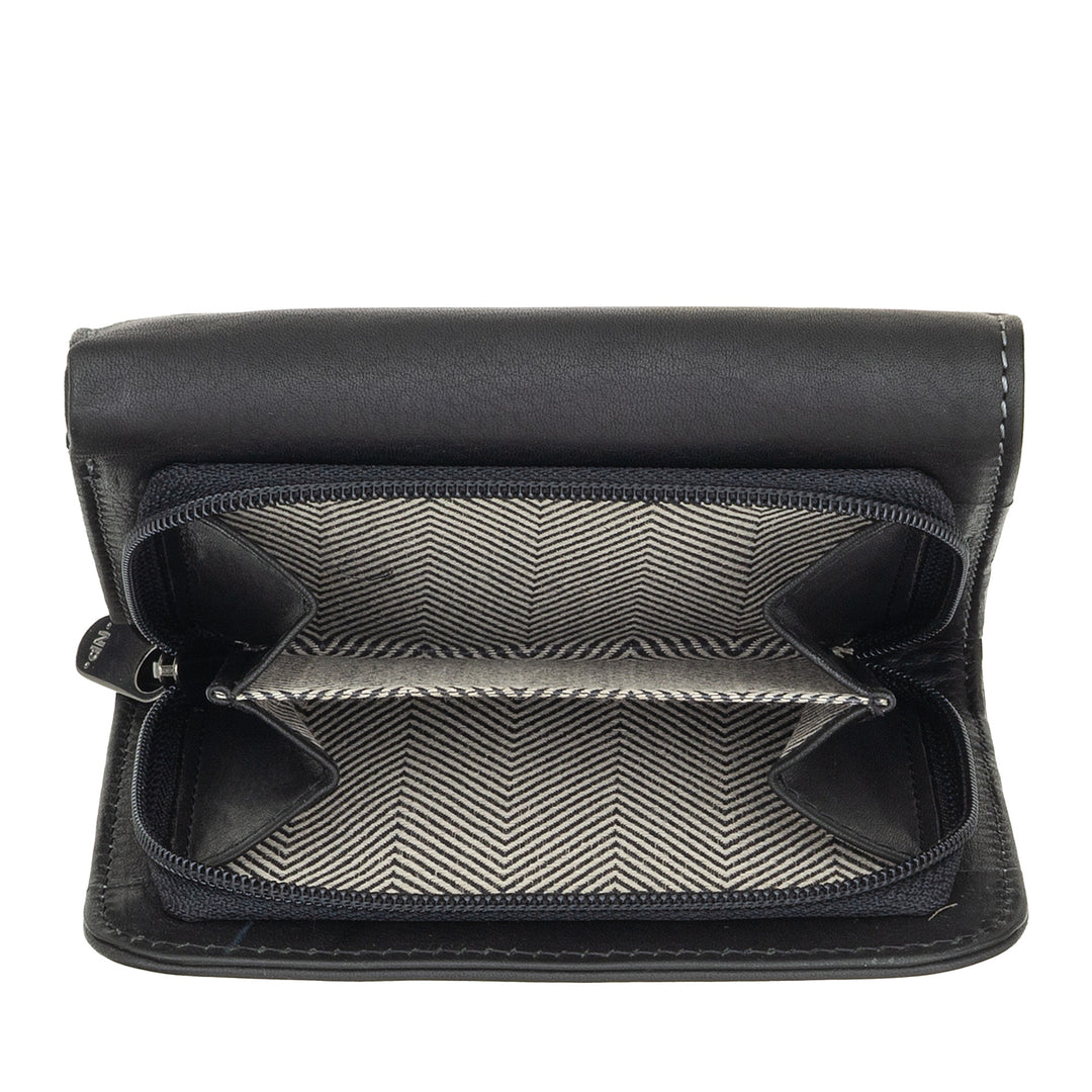 Nuvola leather wallet woman leather with zipper door - elegant zip wallet, cards and banknotes, compact and functional design