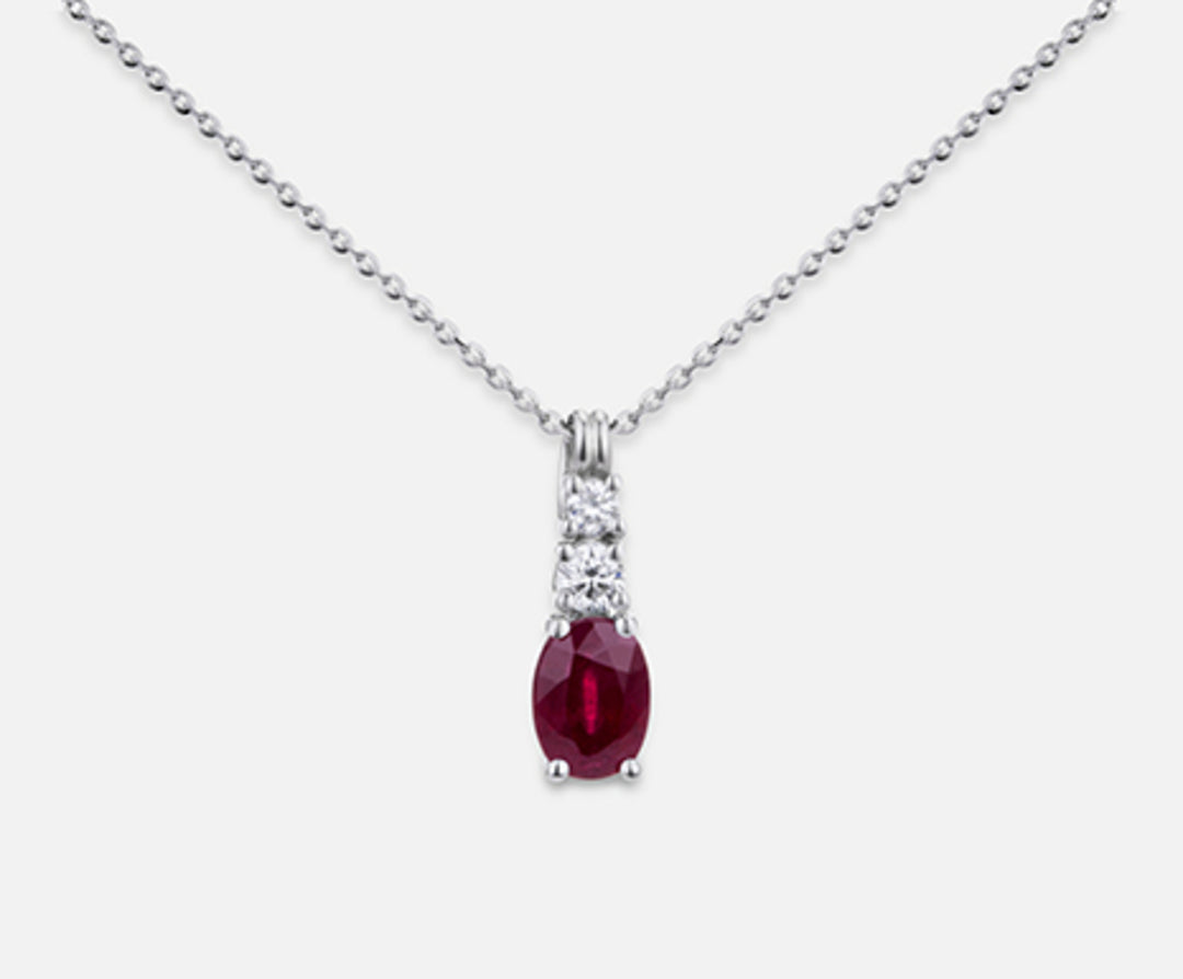 Mikiko cl 18k oval yakut 7x5 ct.0,90 çap ct.0,15 MD5056O4RBC