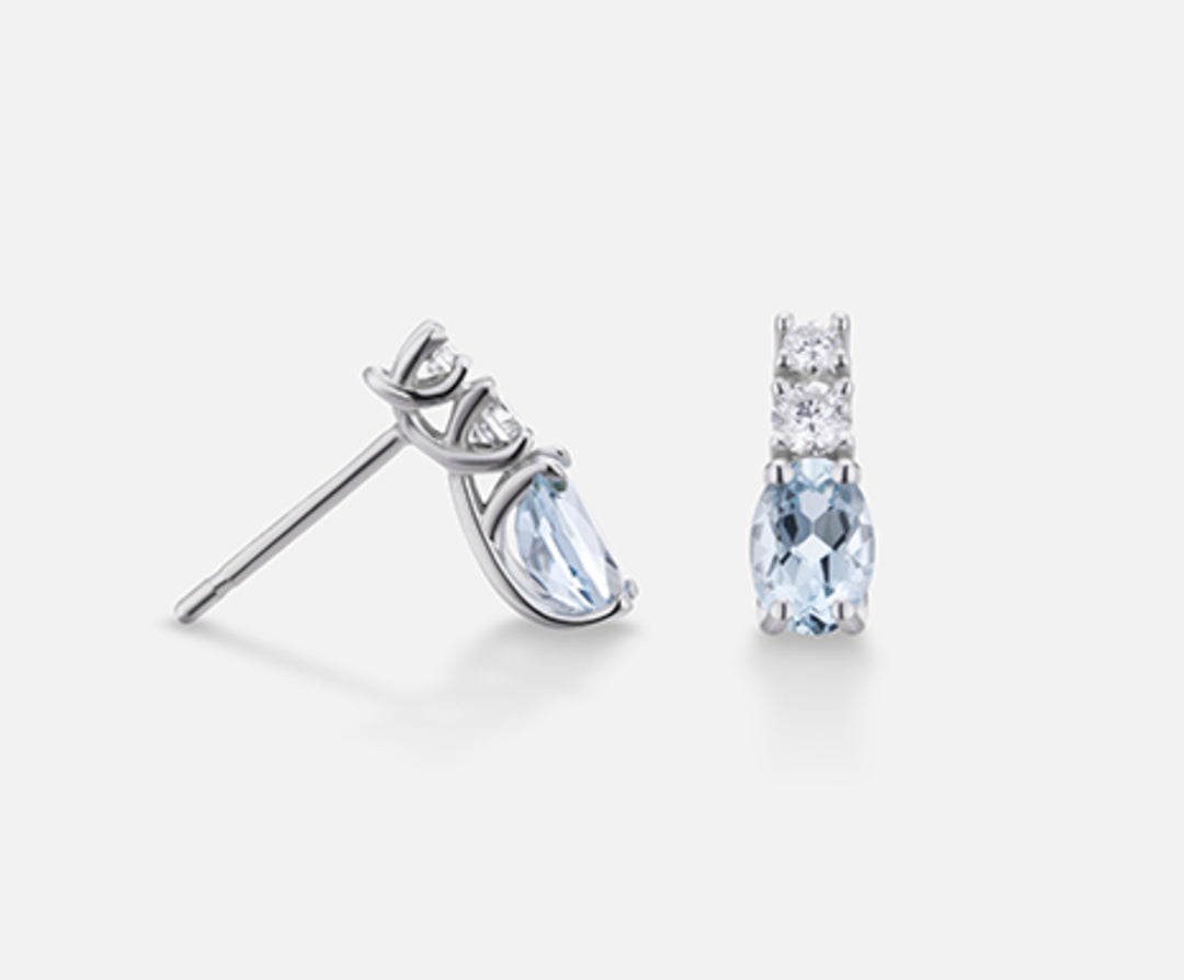 Mikiko vagy 18k ovális akvamarin 6x4 ct.0,60 dia ct.0,20 MO5035O4AM