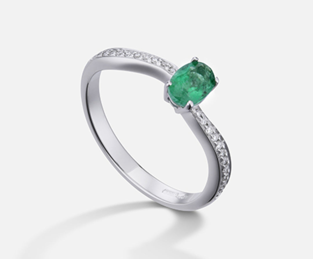 Nihama 18k oválný smaragd 6x4 ct.0,30 pr. 0,10 ct NA5108O4BE