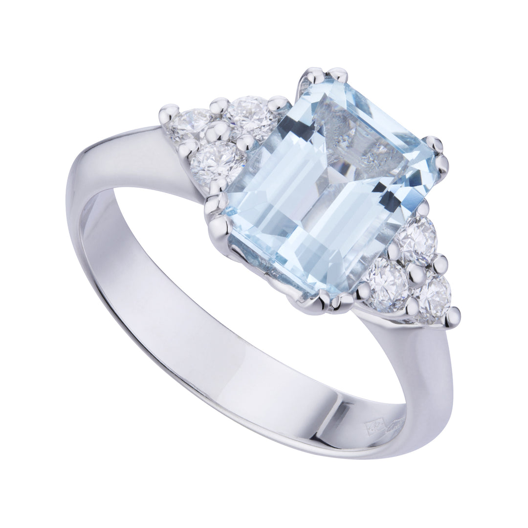 World Diamond Group åttakantig akvamarinring 9x7 och latdiamanter ACLC059DIAQ3-23165110013