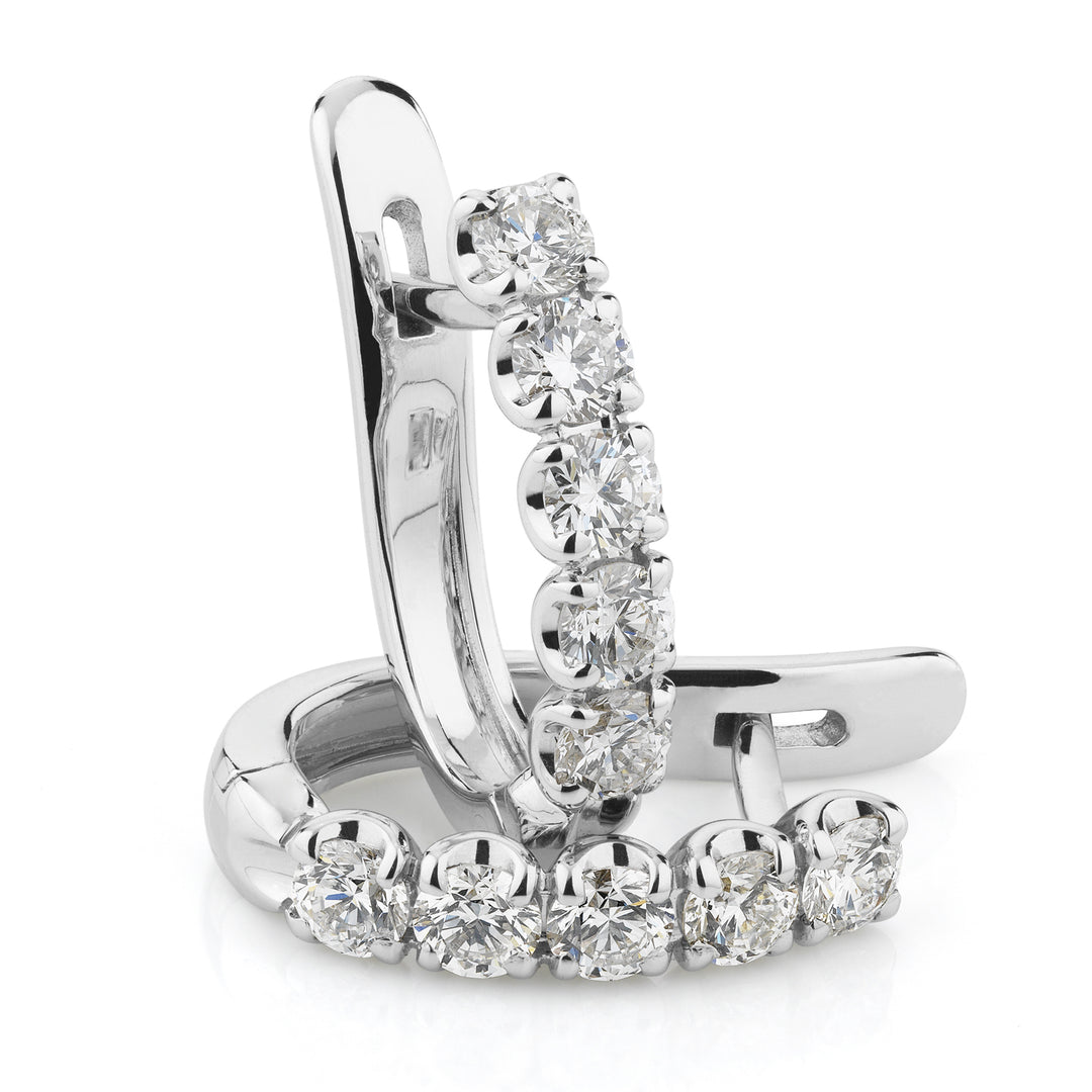 Brincos ovais Golay com diamantes ct. 0,50OFP2212-23132110032
