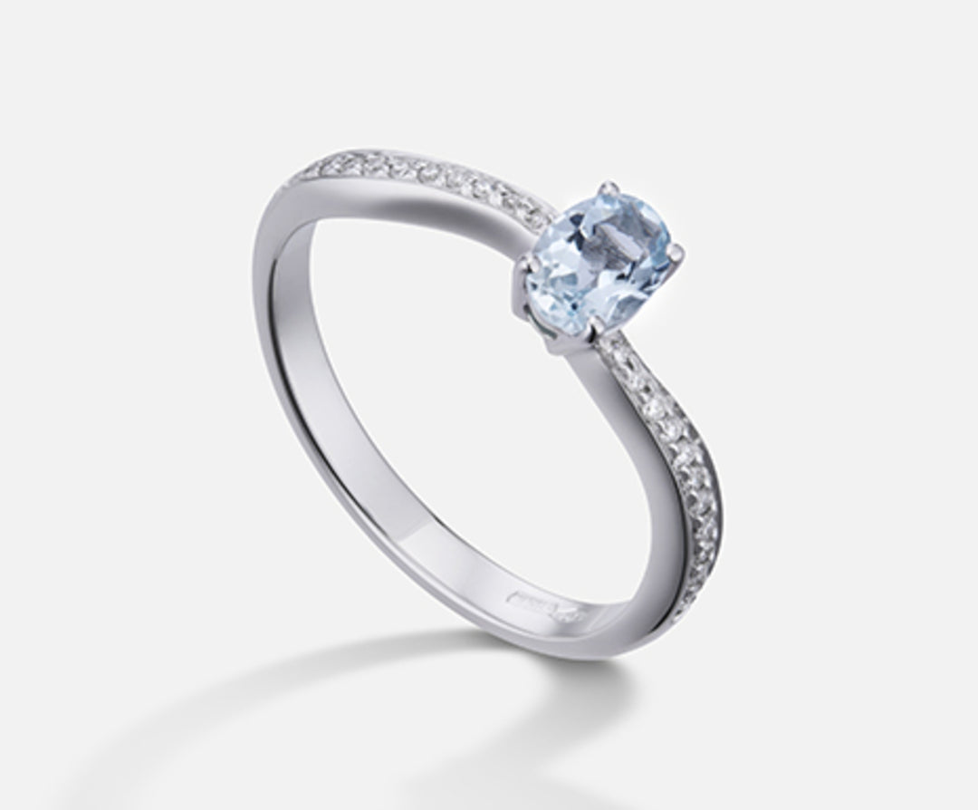 Mikiko 18k oválný akvamarín 6x4 ct.0,30 pr. 0,10 ct MA5108O4AM