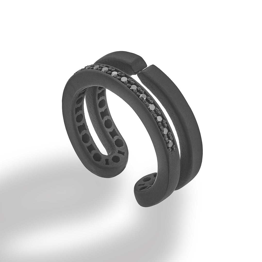 Golay fantasy ring in black titanium with black diamonds set on one of the two rows, size 15 GAN031BKNE-15