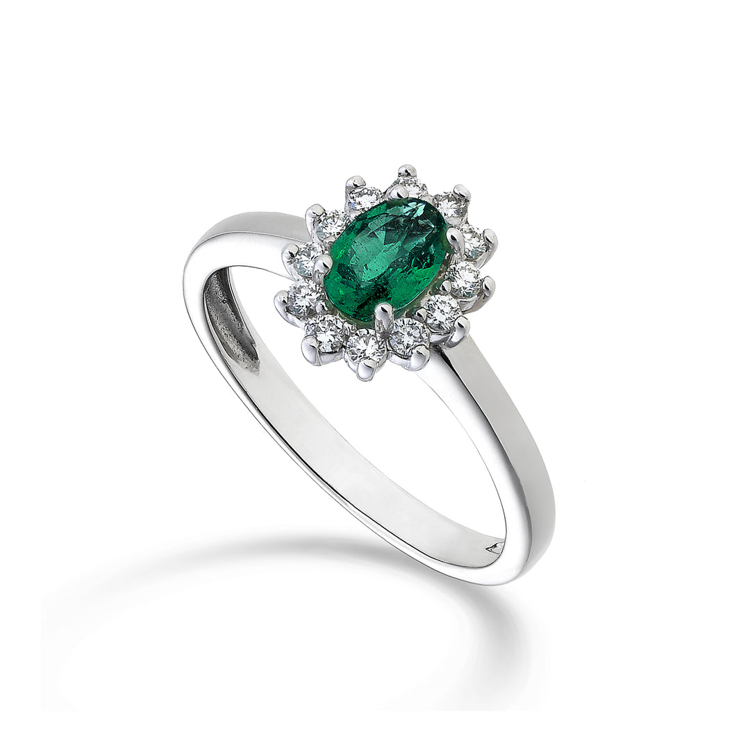 Mikiko un smarald oval 9k 6x4 ct.0,30 diam. 0,23 ct MA5093R4BE