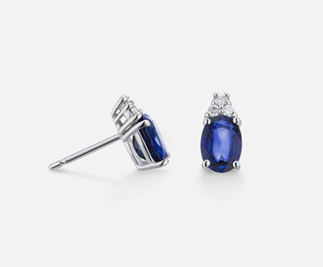 Mikiko ή 18k οβάλ ζαφείρι 7x5 ct.1.60 dia ct.0.09 MO5034O4ZFD