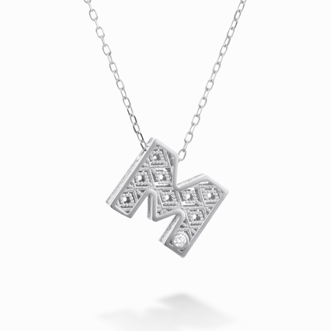 Mikiko cl 18k 字母 m 白金直径。 ct.0.01 MDLETMO4