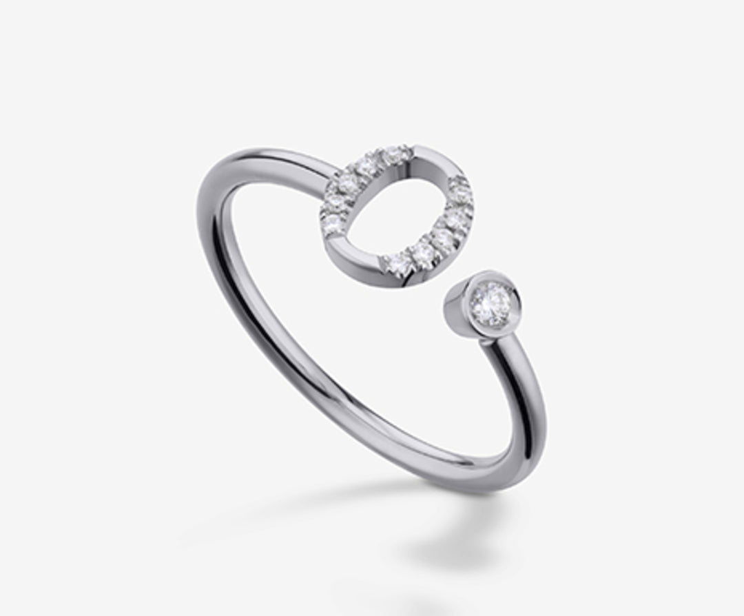 Golay an 9k letter o big white gold diam. ct.0,08 GAFOD2R4