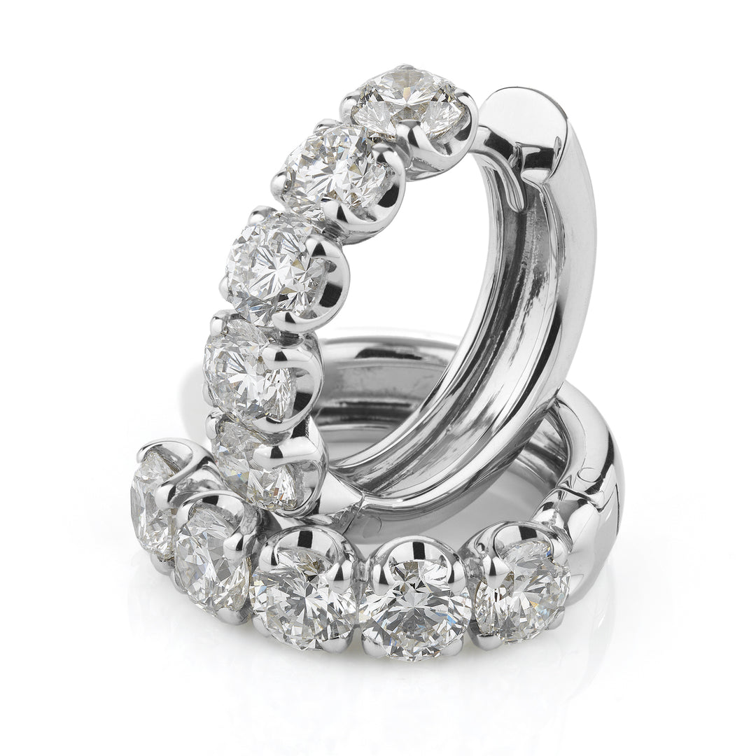 Brincos Golay com diamantes circulares totalizando ct. 1.10OFP2148-26061110184