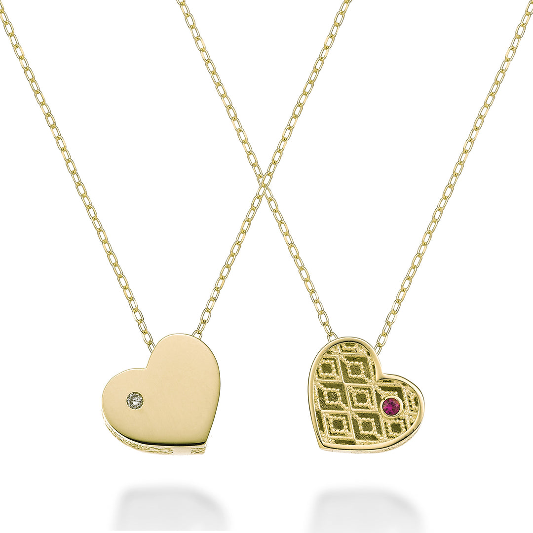 Nihama cl 18k klein hart eenzijdig gepolijst geelgoud diam. 0,005 ct robijn 0,005 ct NDCUOREPLO1