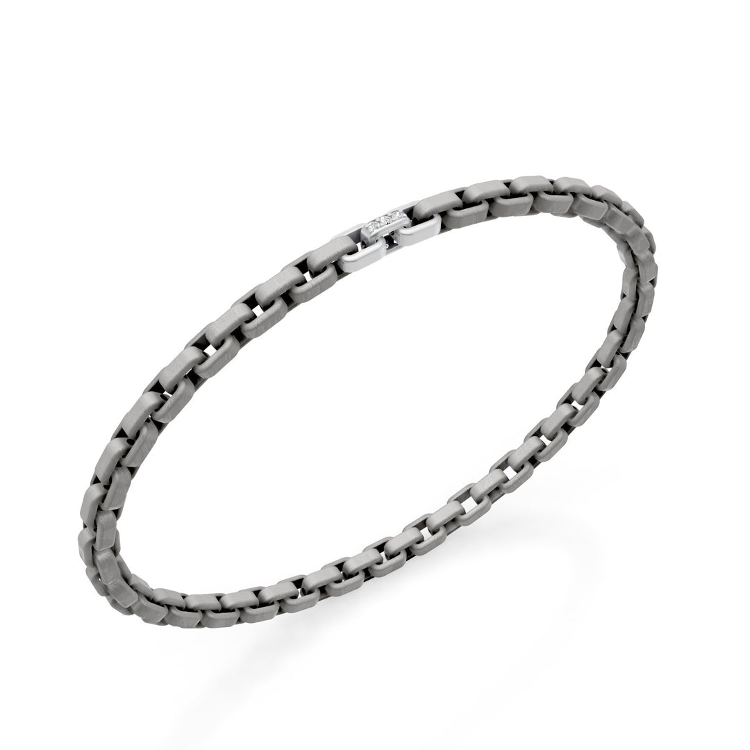 Brazalete Golay de titanio gris, con 3 inserciones de platino, de las cuales sólo la central está engastada con diamantes, eslabón cuadrado, 18cm GBR033E3APTDIGR-180