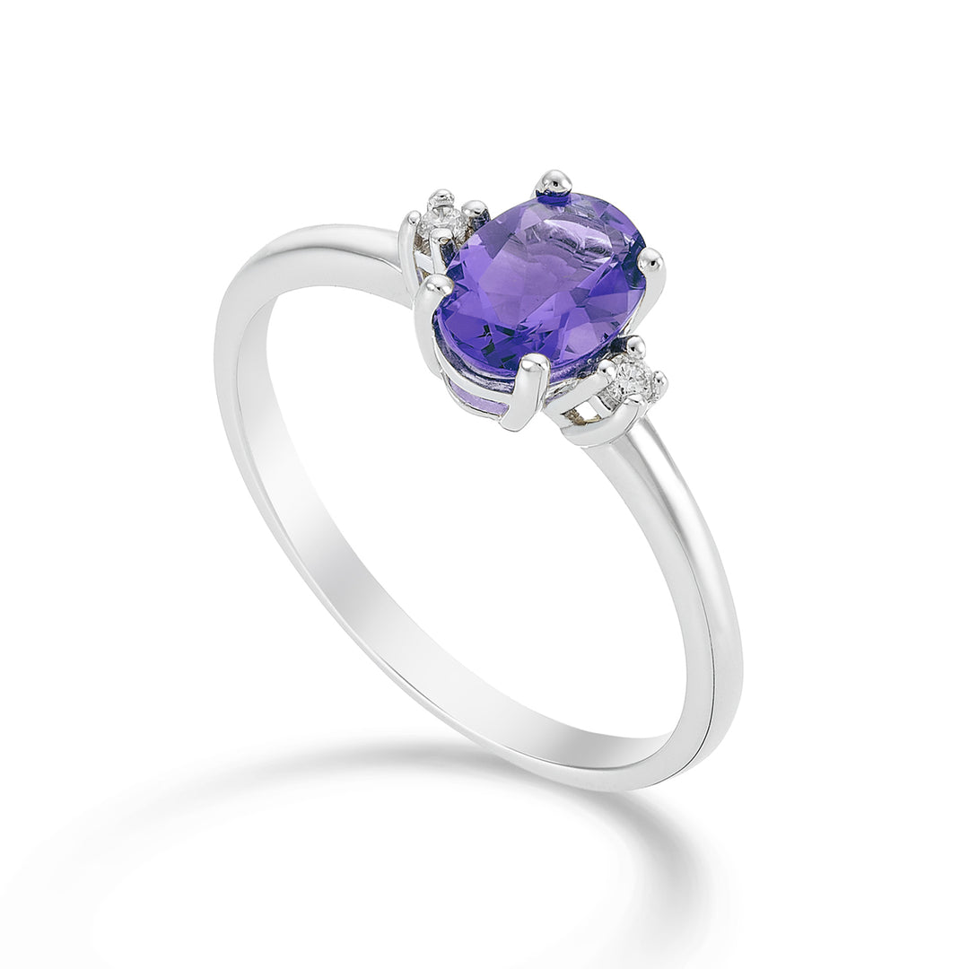 Mikiko en 18k oval ametyst 7x5 ct.0,60 diam. ct.0.03 MA5073O4AMET