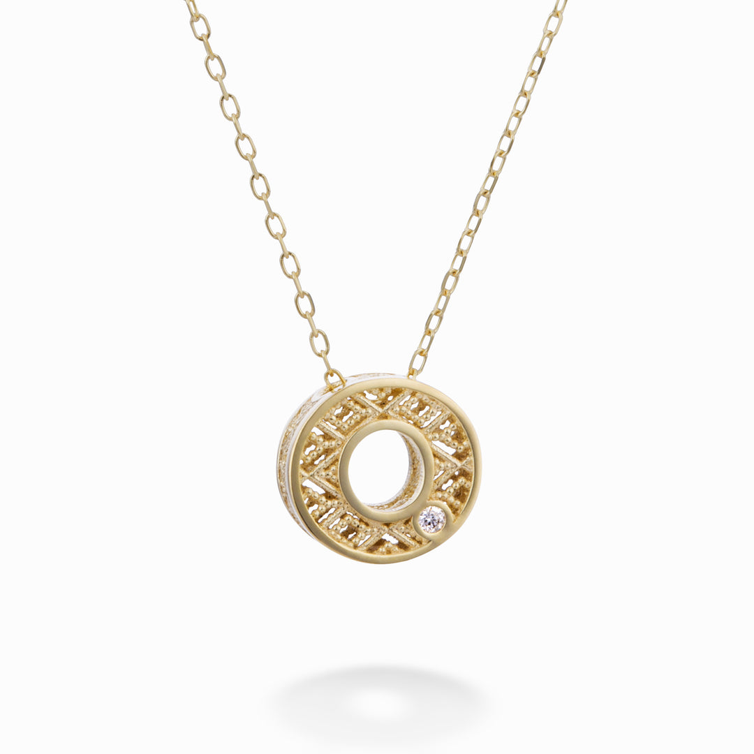Mikiko cl 18k písmeno nebo žluté zlato pr. ct.0,01 MDLETOO1