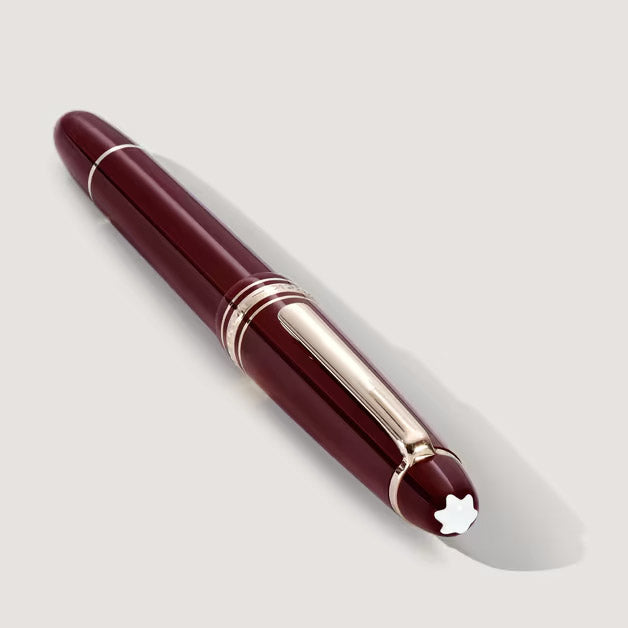 Montblanc Meisterstück fountain pen bordeaux classique tip M 133014