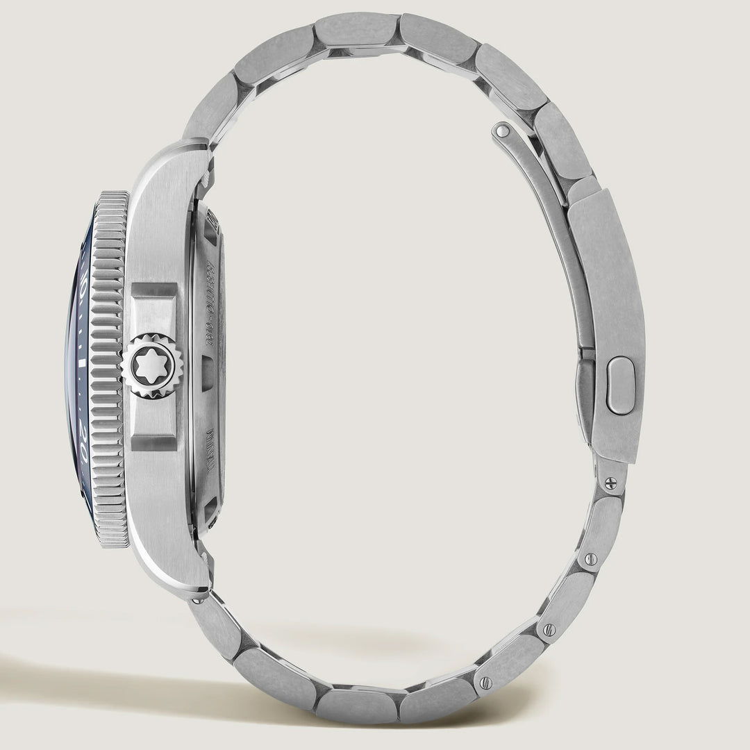 Montblanc Iced Sea 0 Oxygen Deep 4810 43mm Blue Titanium 135634