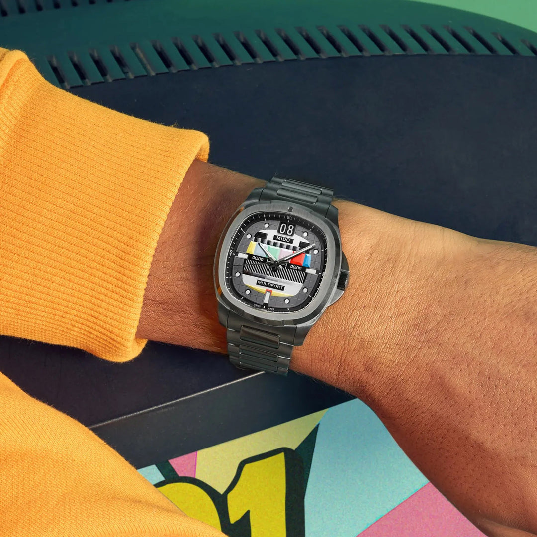 Montre Mido Multifort TV Big Date S01E02 40mm automatique acier gris finition PVD anthracite M049.526.33.081.01