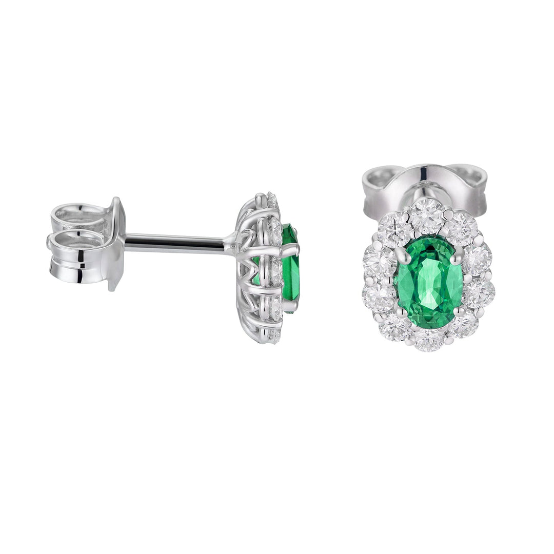 Golay 4x5 ovale smaragdøreringer og diamanter