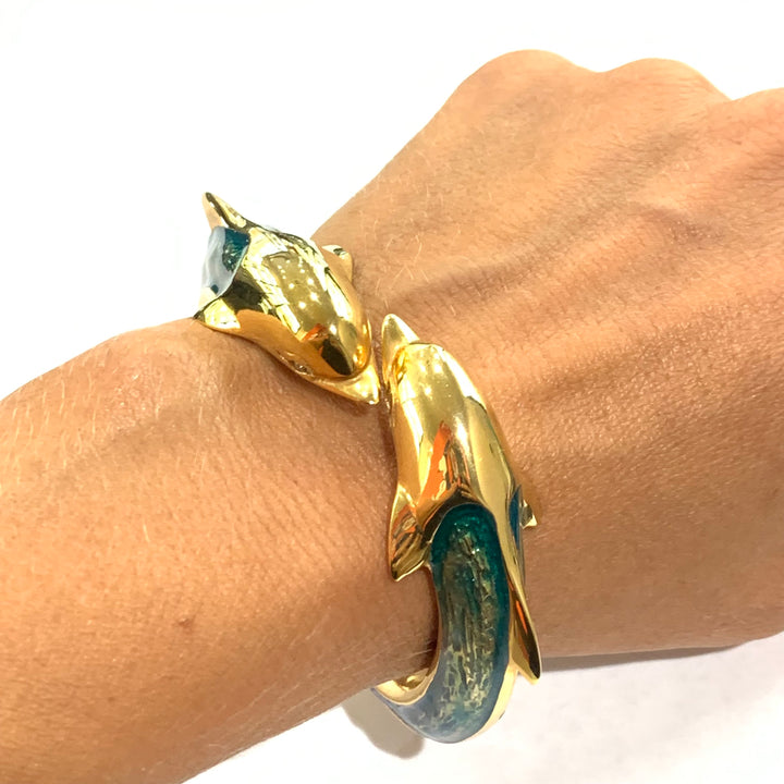 Capodagli -armband i Menetta Dolphin Bronze PVD Finish Yellow Gold Nail Polish 00676