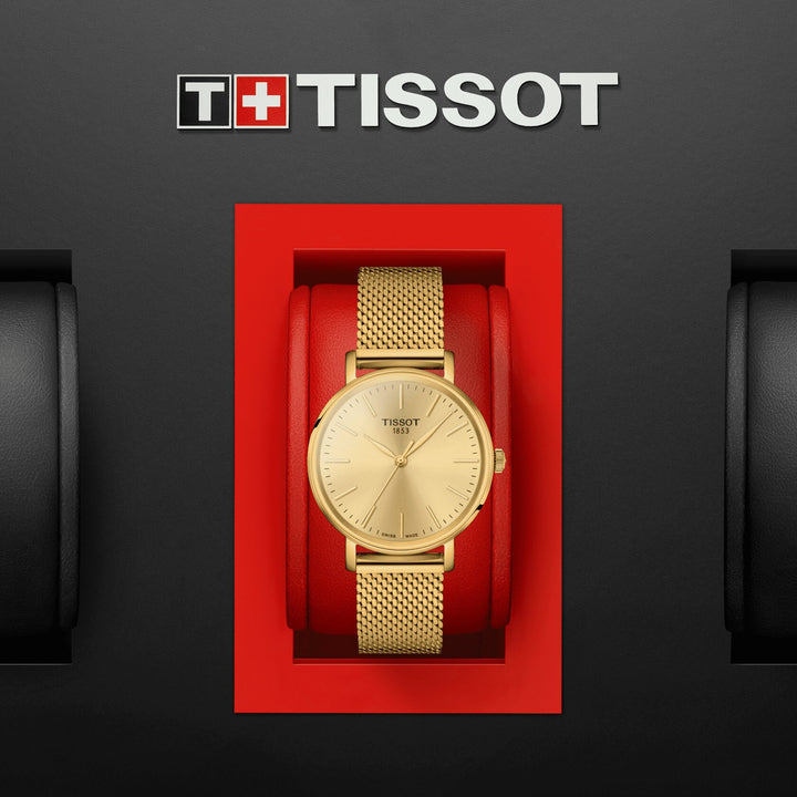 Montre Tissot Everytime Small 30mm Champagne Quartz acier finition PVD or jaune T143.210.33.021.00