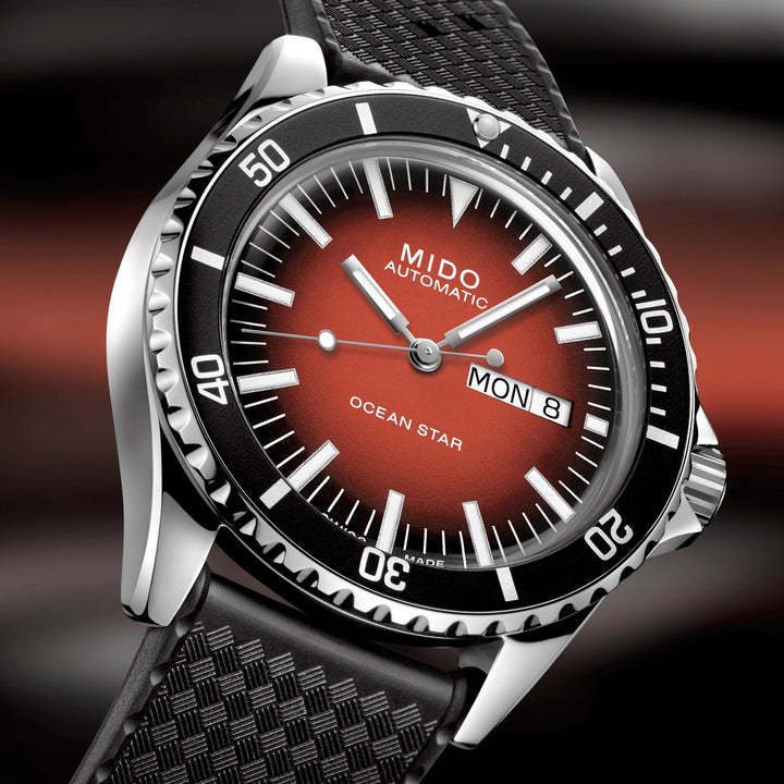 Mido Ocean Star Tribute Stand Standing 40mm Automatic Red Steel M026.830.17.421.00