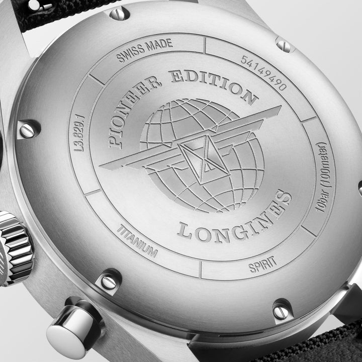 Relógio Longines Spirit Pioneer Edition 42mm preto automático de titânio L3.829.1.53.2